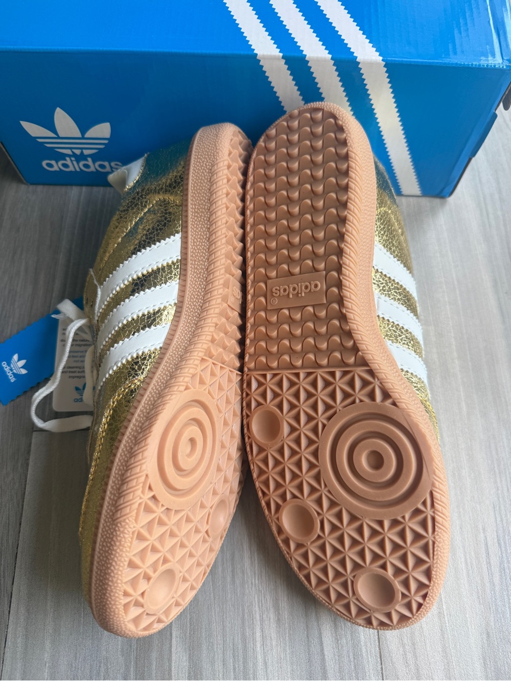 adidas Samba Metallic Gold and White Sneakers unisex 8M/9.5W - Picture 5 of 5